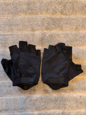 Solstice Black Fingerless Cycling Gloves Size S